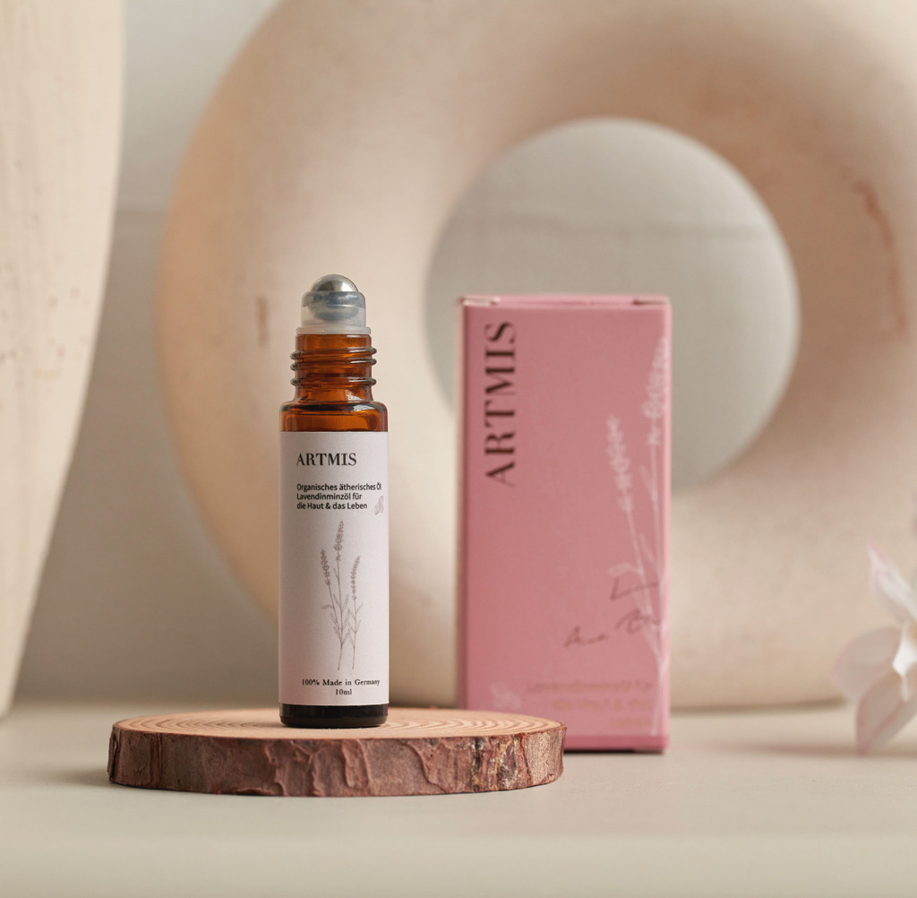 Tinh dầu thực vật ARTMIS dạng lăn